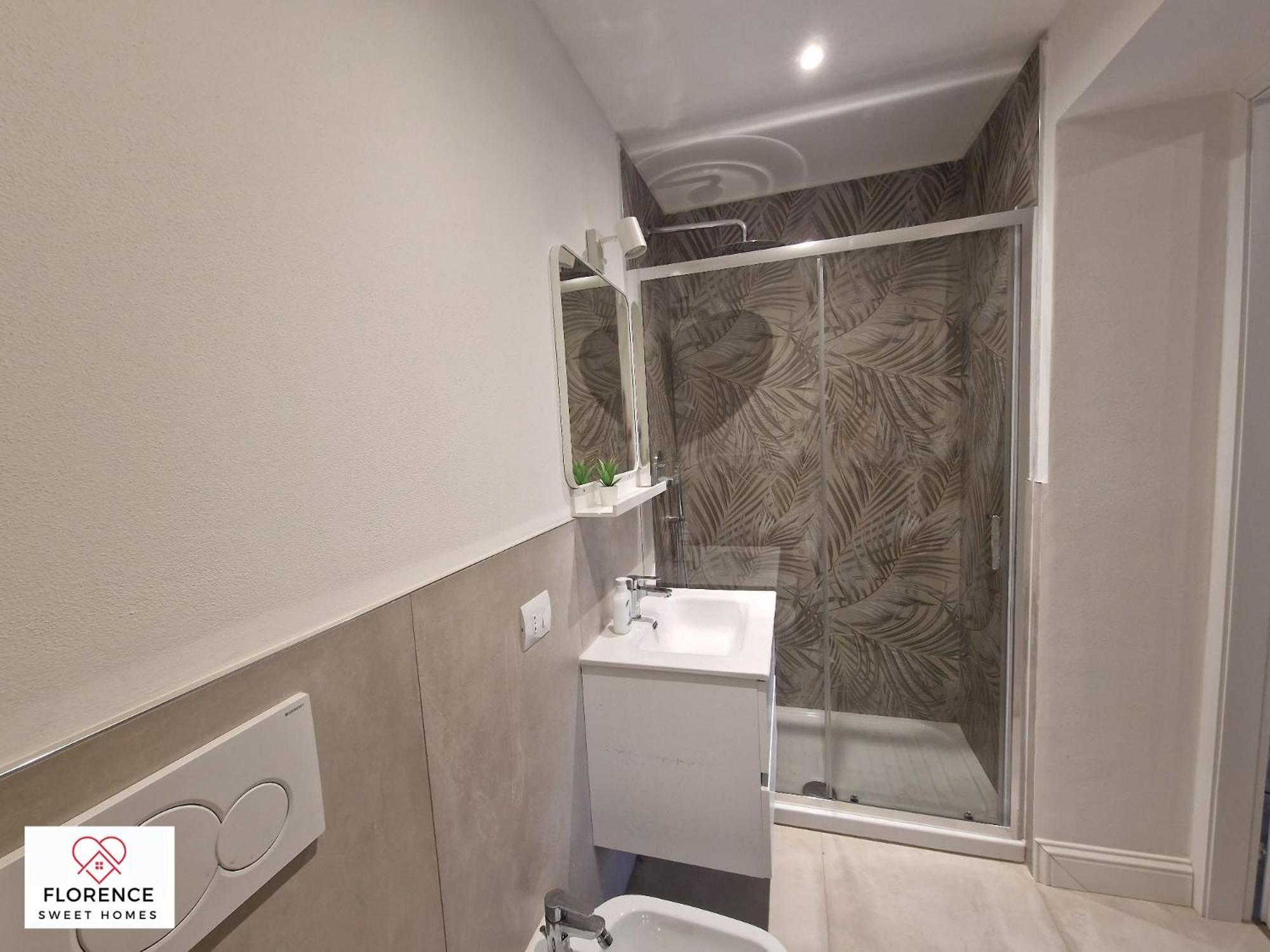 Lella Apartment With Free Parking By Florence Sweet Homes Exteriör bild